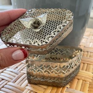 Vintage Rose Diamond Shape Trinket Box Metal